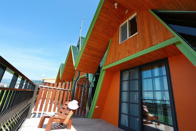 Artisan Hostel Toucheng Bagian luar foto