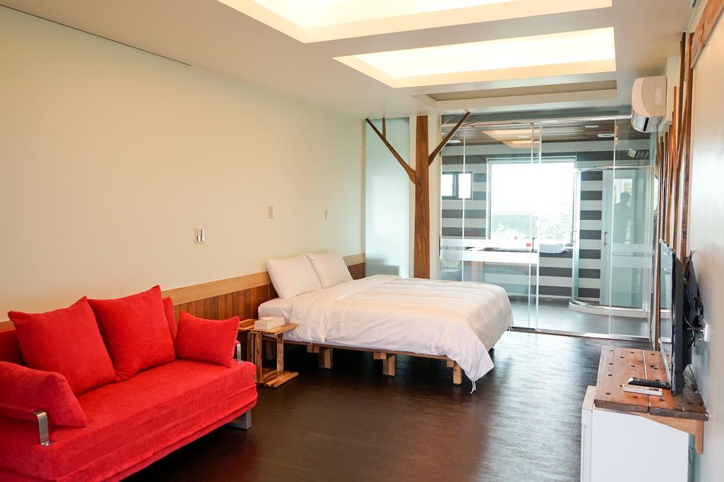 Artisan Hostel Toucheng Bagian luar foto