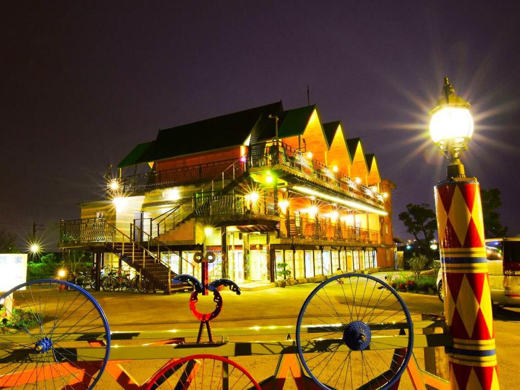 Artisan Hostel Toucheng Bagian luar foto