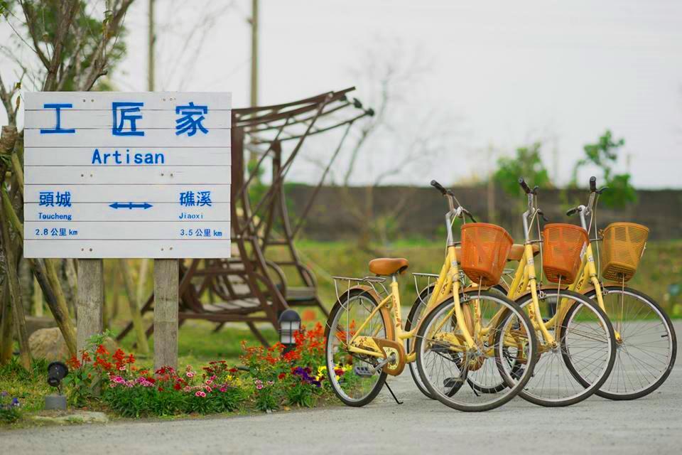 Artisan Hostel Toucheng Bagian luar foto
